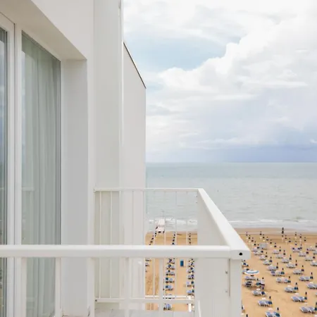 Boston 3 Stelle Superior Frontemare Lido di Jesolo