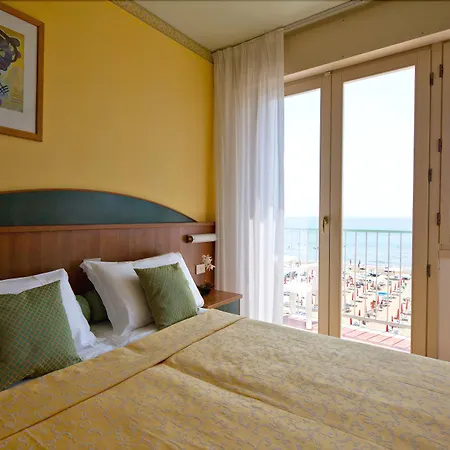 Boston 3 Stelle Superior Frontemare Hotel 3*