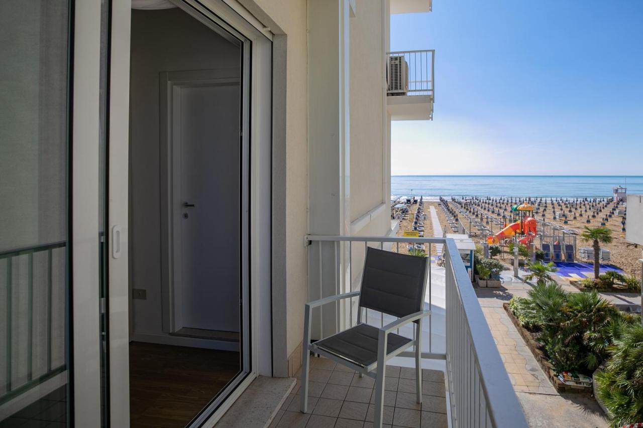 Hotel Boston 3 Stelle Superior Frontemare 3*