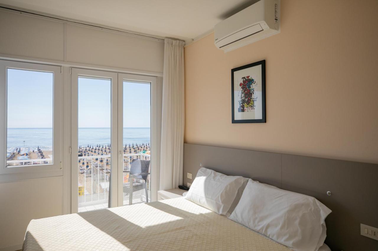 Hotel Boston 3 Stelle Superior Frontemare 3*