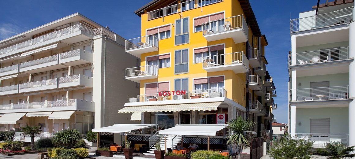Hotel Boston 3 Stelle Superior Frontemare Lido di Jesolo
