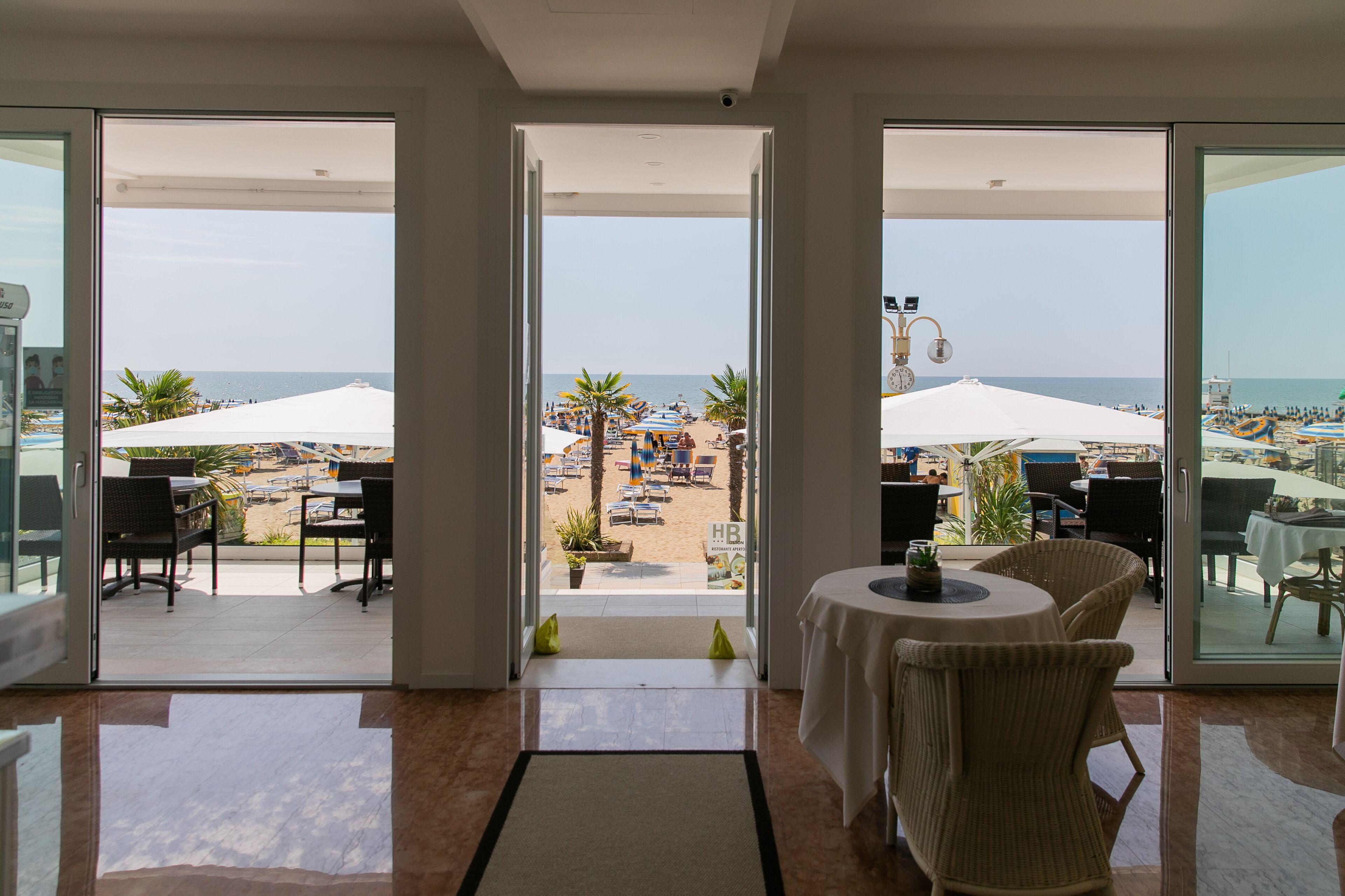 Hotel Boston 3 Stelle Superior Frontemare Lido di Jesolo